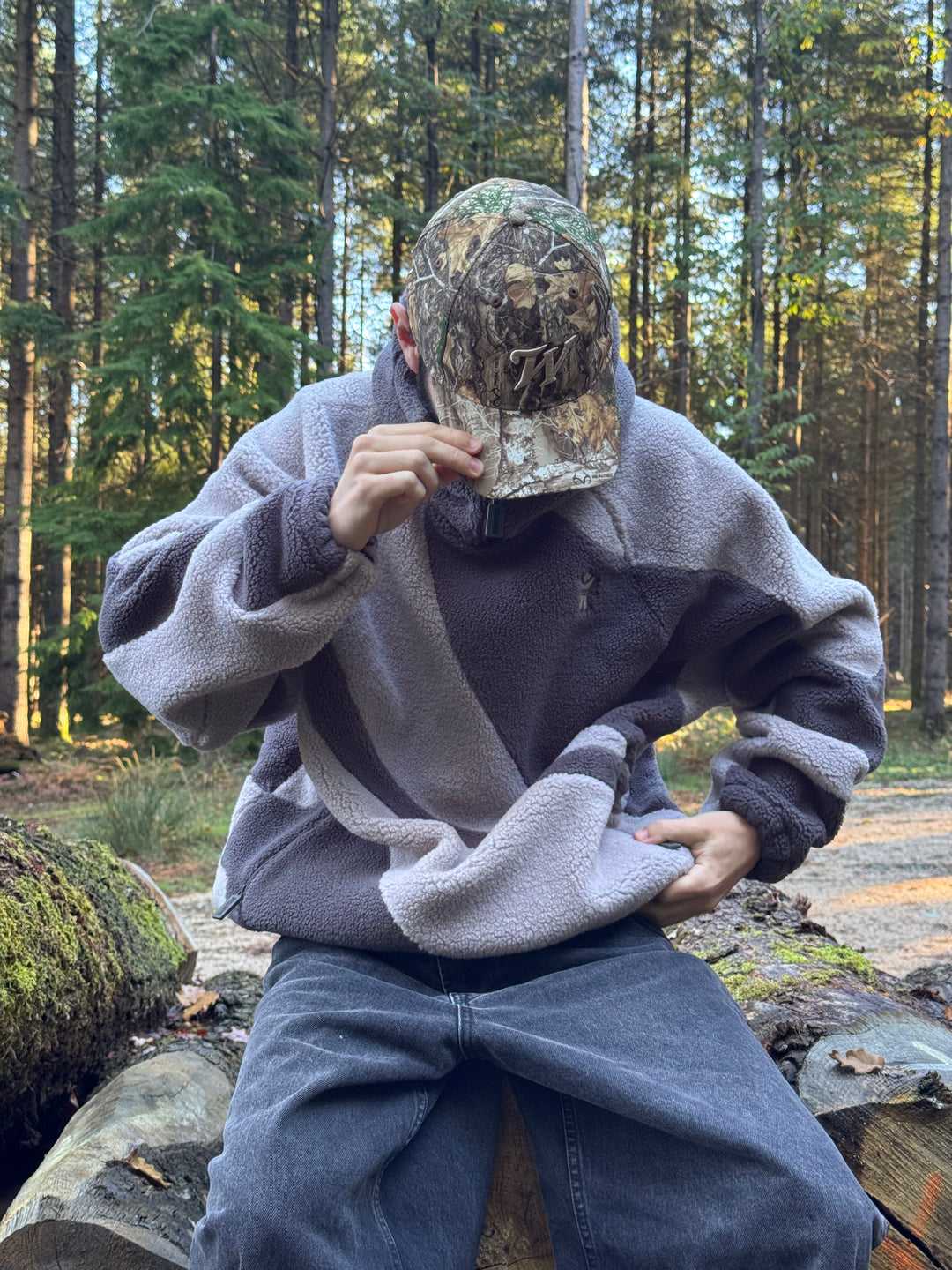 GREY V1 HOODED SHERPA