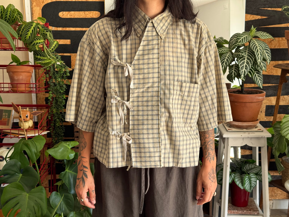 UPCYCLED SHIRT 19 — LEON