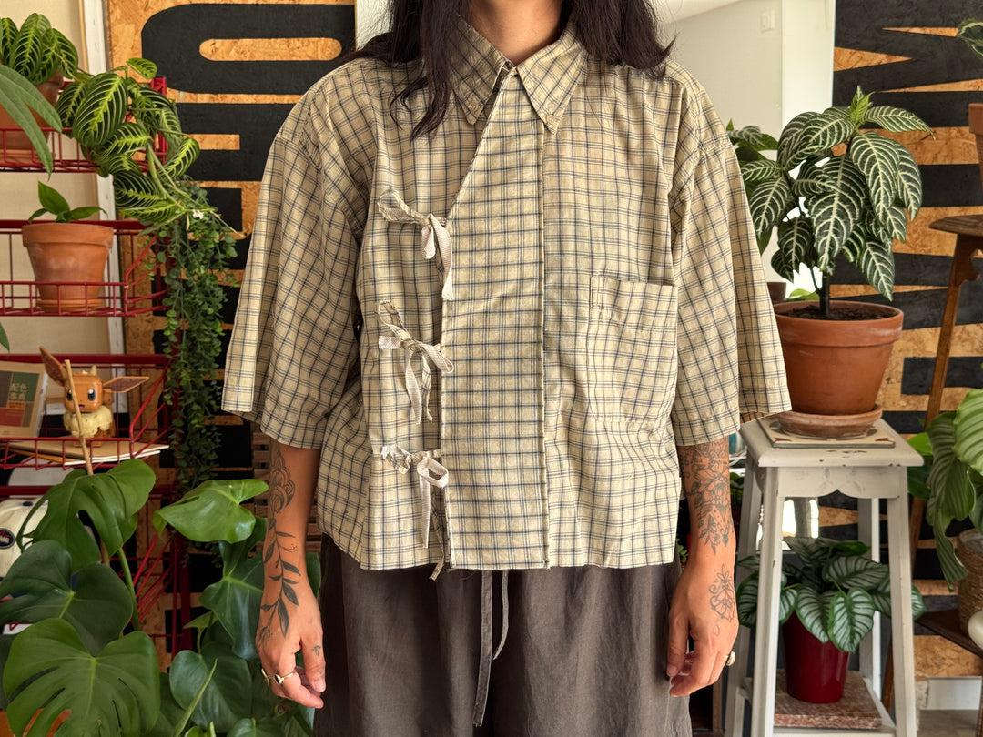 UPCYCLED SHIRT 19 — LEON